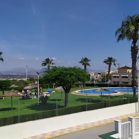 Marel, Tu Escapada En La Costa Mediterranea